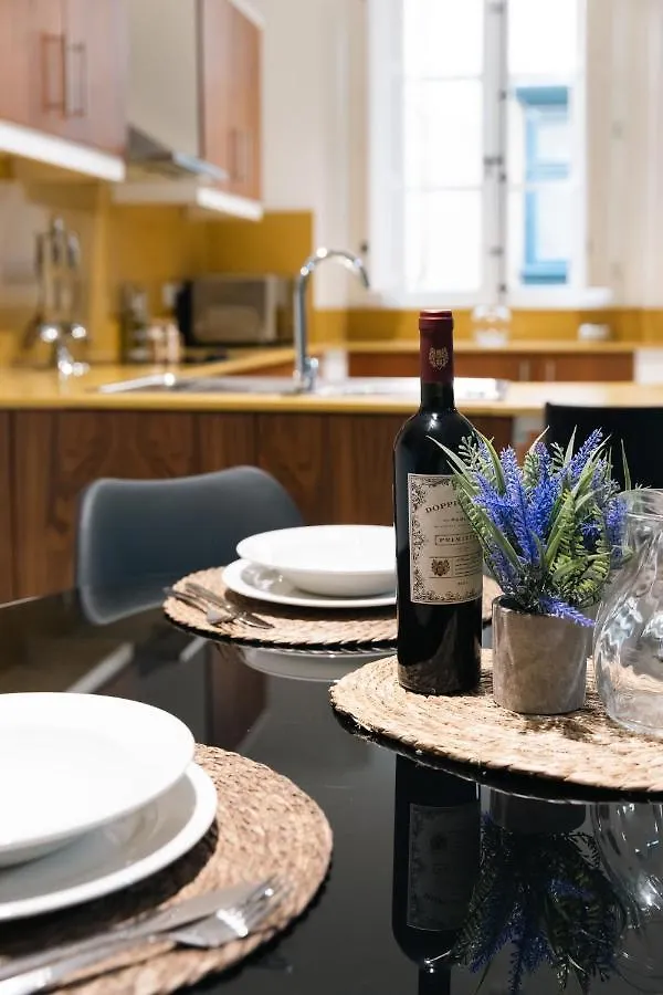 Modern Central 2Br Flat In Valletta By Arcobnb