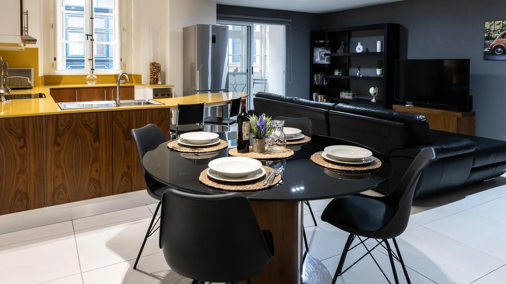 Modern Central 2Br Flat In Valletta By Arcobnb Malta